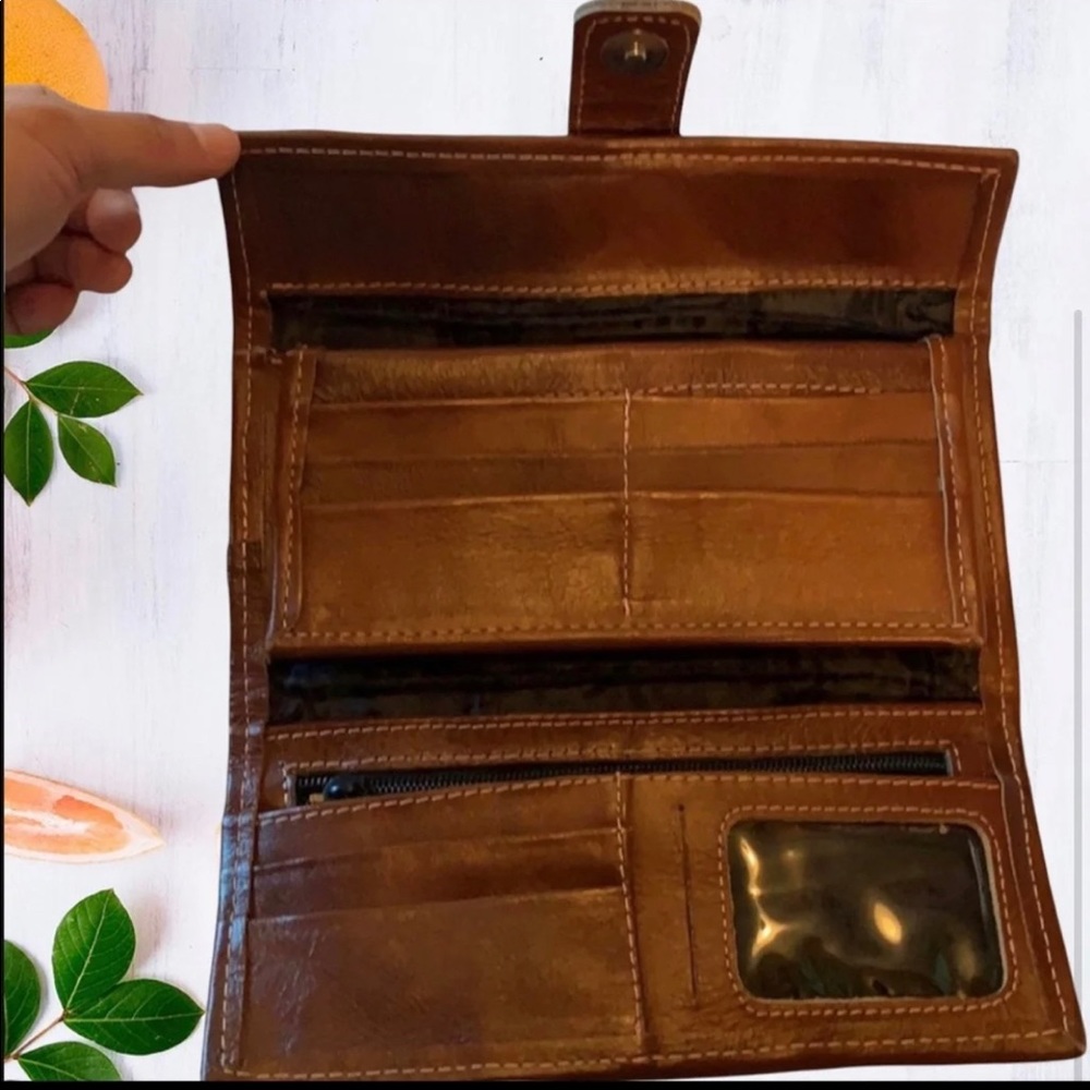 🤎💚💙💜❤️🎁🎄WALLET OF LEATHER SIZE S/M perfect condition🤎🧡💜💙